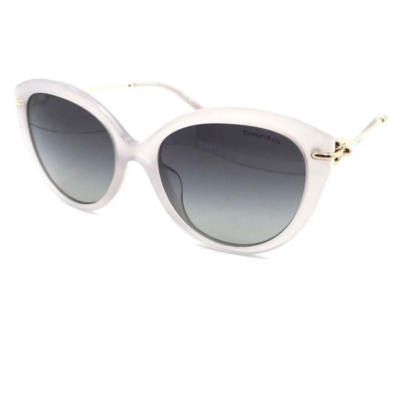 TIFFANY & CO. Gray Gradient Cat Eye Ladies Sunglasses BRAND NEW TAGS CASE CLOTH